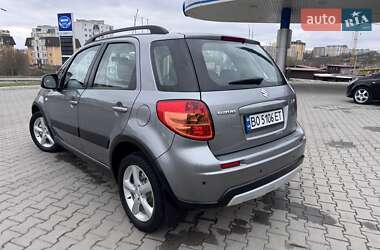 Внедорожник / Кроссовер Suzuki SX4 2013 в 