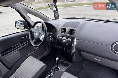 Внедорожник / Кроссовер Suzuki SX4 2013 в 