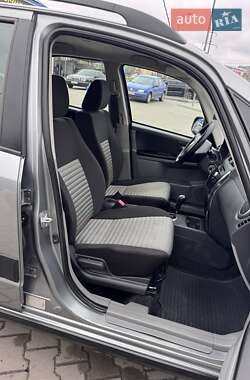 Внедорожник / Кроссовер Suzuki SX4 2013 в 