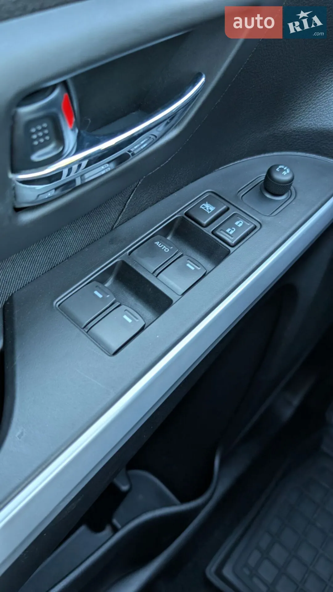 2021 Suzuki SX4 - мініатюра 39