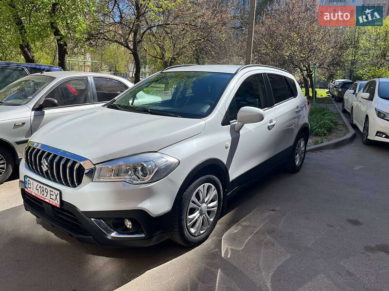 Внедорожник / Кроссовер Suzuki SX4 2018 в 