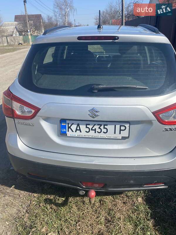 Позашляховик / Кросовер Suzuki SX4 2014 в Києві