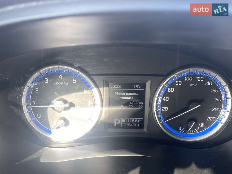 Позашляховик / Кросовер Suzuki SX4 2014 в Києві