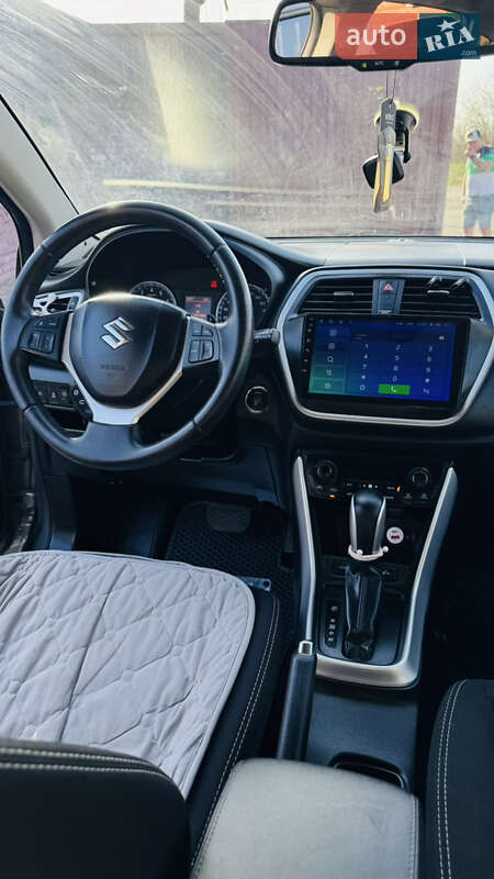 Позашляховик / Кросовер Suzuki SX4 2019 в Вінниці