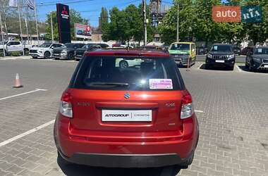 Внедорожник / Кроссовер Suzuki SX4 2012 в 