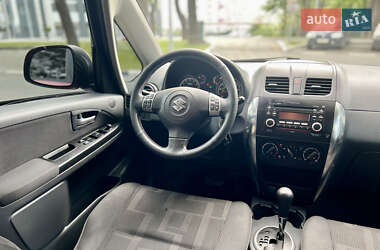 Внедорожник / Кроссовер Suzuki SX4 2011 в 
