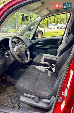 Внедорожник / Кроссовер Suzuki SX4 2011 в 