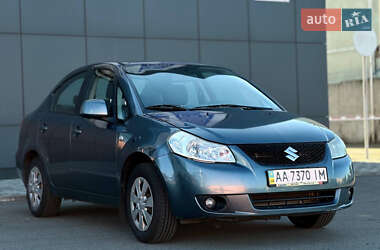 Седан Suzuki SX4 2009 в Киеве