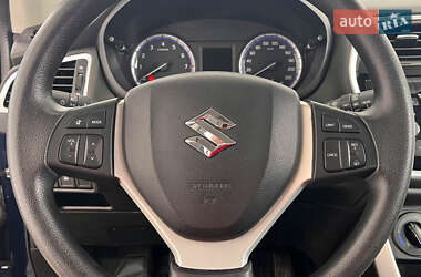 Внедорожник / Кроссовер Suzuki SX4 2021 в 