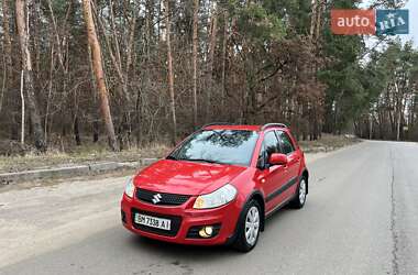 Позашляховик / Кросовер Suzuki SX4 2014 в 