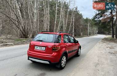 Позашляховик / Кросовер Suzuki SX4 2014 в 