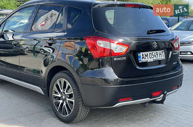 Внедорожник / Кроссовер Suzuki SX4 2015 в 