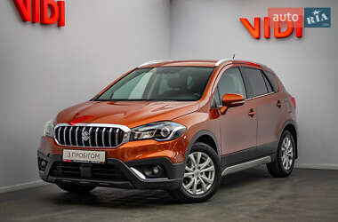 Внедорожник / Кроссовер Suzuki SX4 2019 в Киеве