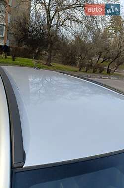 Позашляховик / Кросовер Suzuki SX4 2021 в 