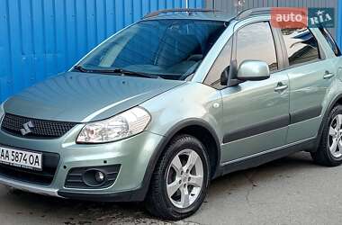 Внедорожник / Кроссовер Suzuki SX4 2013 в Киеве