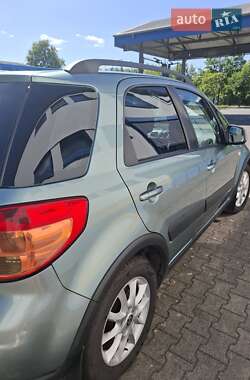 Позашляховик / Кросовер Suzuki SX4 2013 в Харкові