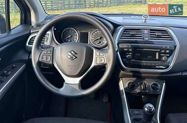 Внедорожник / Кроссовер Suzuki SX4 2021 в 