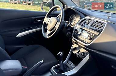 Внедорожник / Кроссовер Suzuki SX4 2021 в 