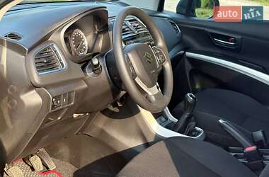 Внедорожник / Кроссовер Suzuki SX4 2021 в 
