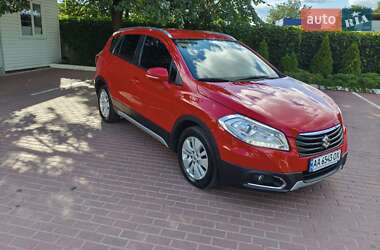 Внедорожник / Кроссовер Suzuki SX4 2015 в Киеве