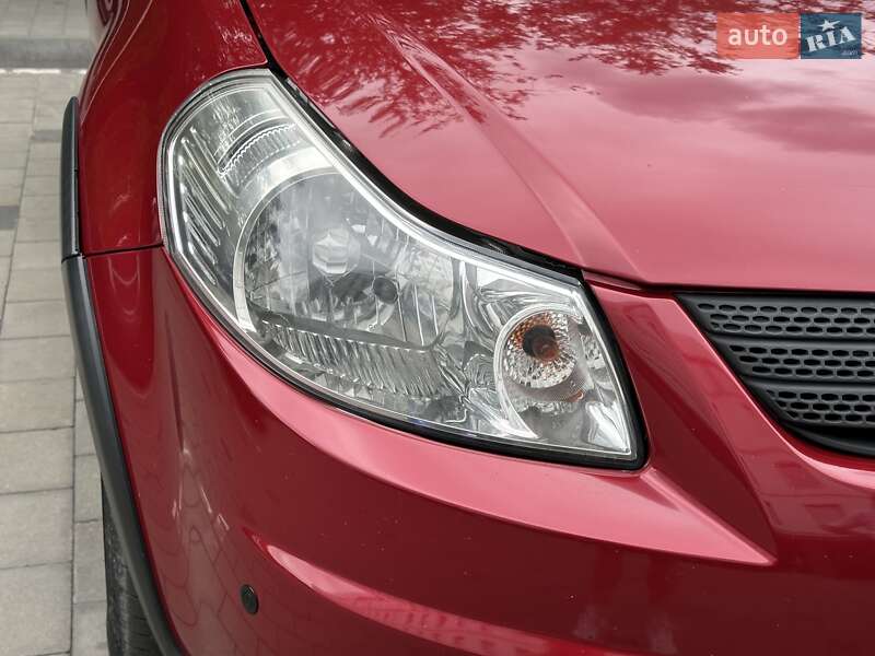 Позашляховик / Кросовер Suzuki SX4 2012 в Дніпрі