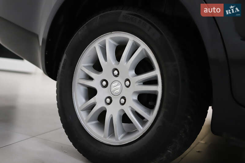 Седан Suzuki SX4 2008 в Дрогобичі фото 37 Седан Suzuki SX4 2008 в Дрогобичі