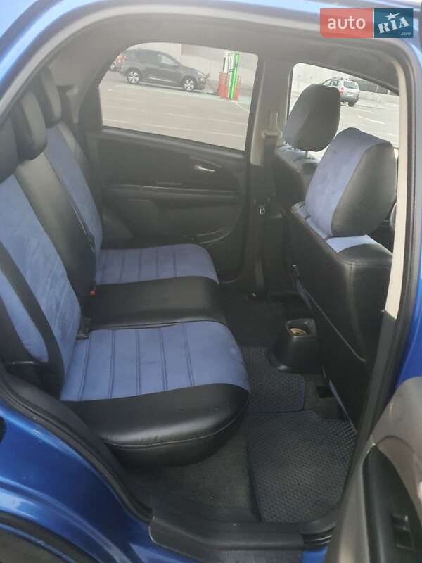 Хэтчбек Suzuki SX4 2007 в Буче