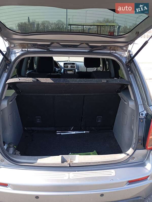 Хэтчбек Suzuki SX4 2007 в Киеве