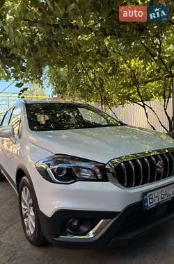 Внедорожник / Кроссовер Suzuki SX4 2018 в Черноморске