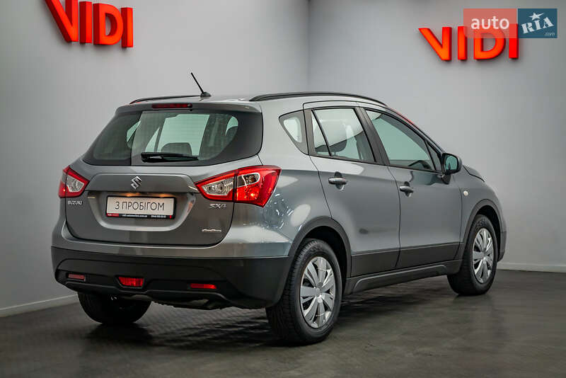 Позашляховик / Кросовер Suzuki SX4 2019 в Києві