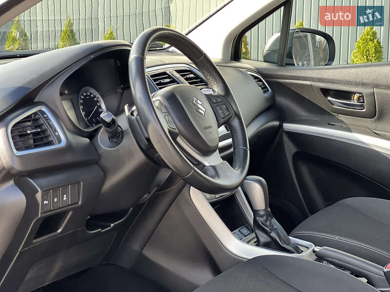 Внедорожник / Кроссовер Suzuki SX4 2017 в Ужгороде фото 28 Внедорожник / Кроссовер Suzuki SX4 2017 в Ужгороде