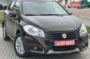 Позашляховик / Кросовер Suzuki SX4 2014 в Житомирі