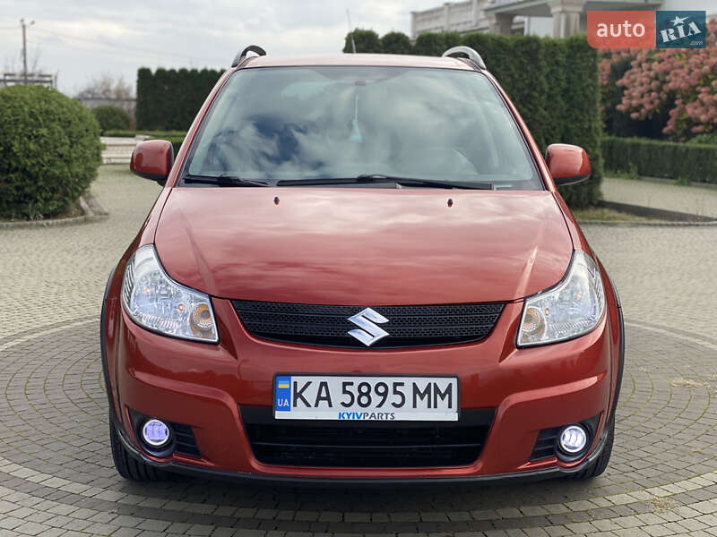 Позашляховик / Кросовер Suzuki SX4 2012 в Бучі