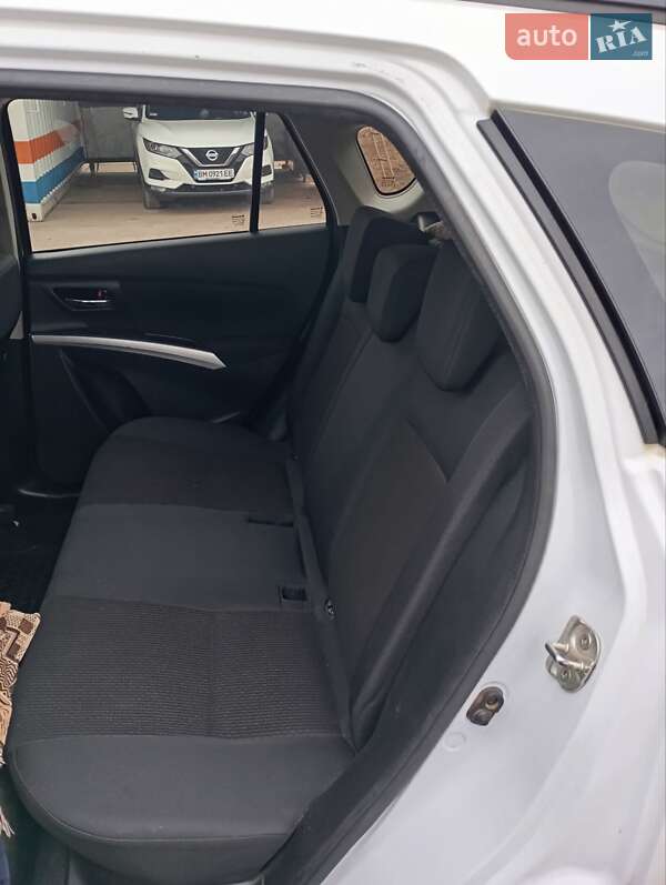 Внедорожник / Кроссовер Suzuki SX4 2017 в Ахтырке фото 8 Внедорожник / Кроссовер Suzuki SX4 2017 в Ахтырке