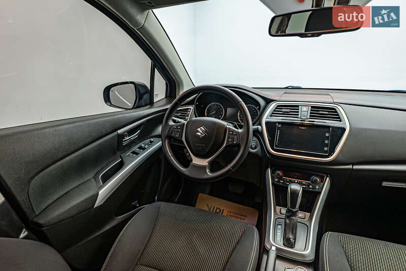 Позашляховик / Кросовер Suzuki SX4 2019 в Києві фото 11 Позашляховик / Кросовер Suzuki SX4 2019 в Києві