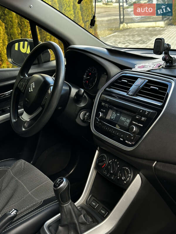 Внедорожник / Кроссовер Suzuki SX4 2017 в Львове фото 17 Внедорожник / Кроссовер Suzuki SX4 2017 в Львове