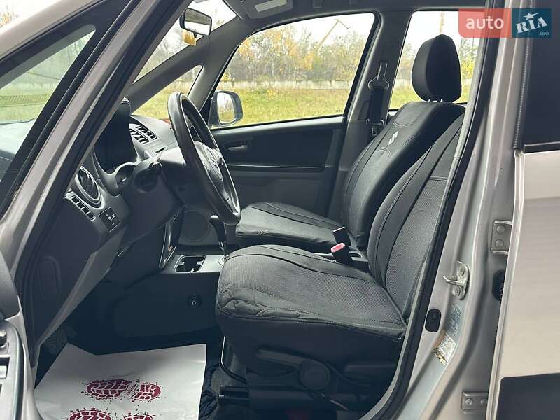 Хэтчбек Suzuki SX4 2008 в Киеве