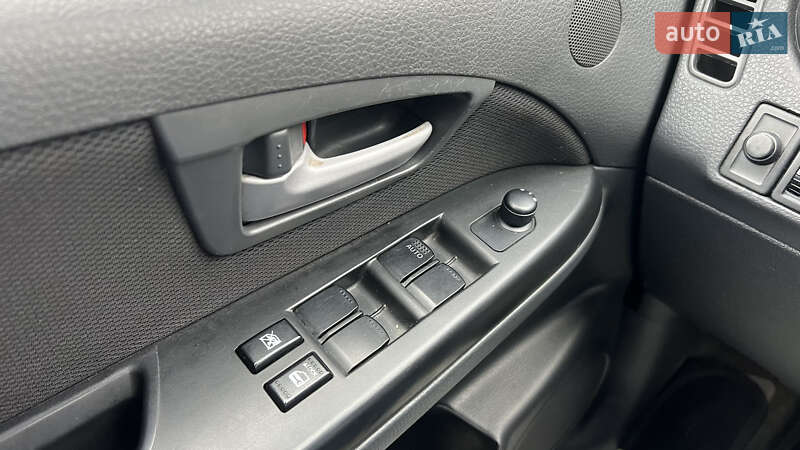 Хэтчбек Suzuki SX4 2008 в Львове