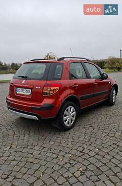 Внедорожник / Кроссовер Suzuki SX4 2012 в Львове