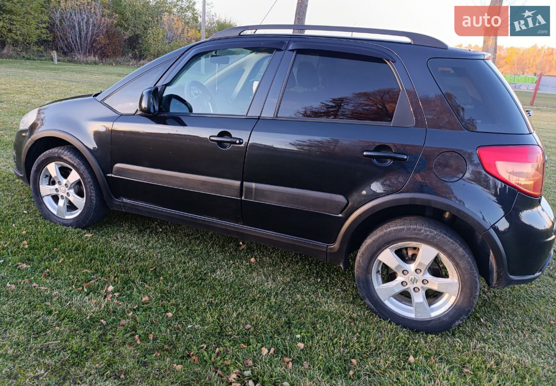 2011 Suzuki SX4 - мініатюра 6