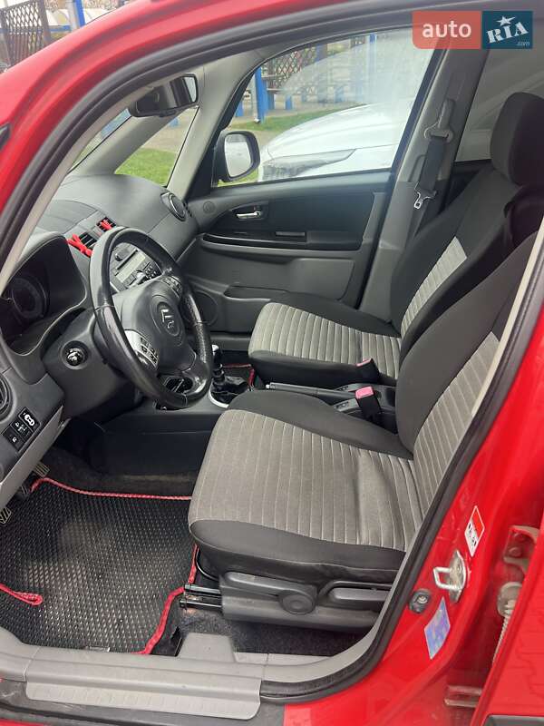 Внедорожник / Кроссовер Suzuki SX4 2011 в Ивано-Франковске