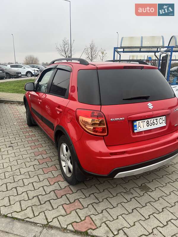 Внедорожник / Кроссовер Suzuki SX4 2011 в Ивано-Франковске