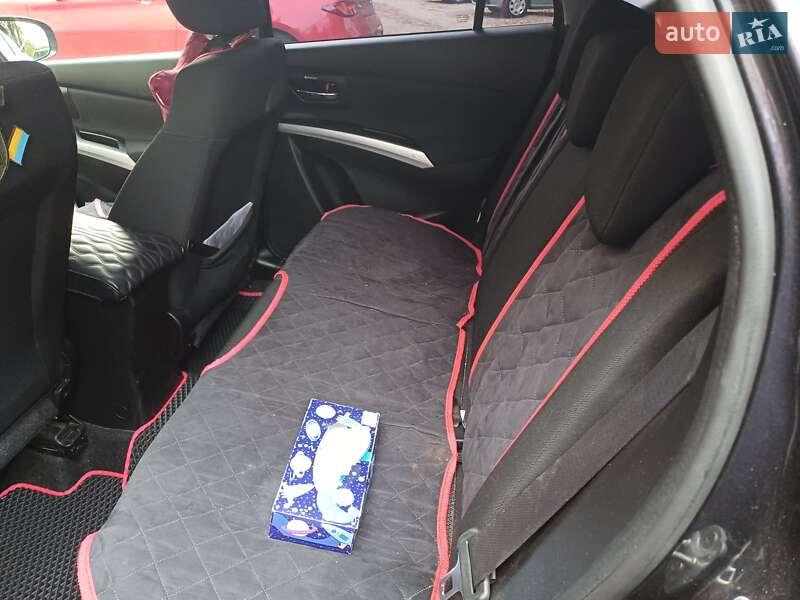 Внедорожник / Кроссовер Suzuki SX4 2014 в Вышгороде фото 8 Внедорожник / Кроссовер Suzuki SX4 2014 в Вышгороде