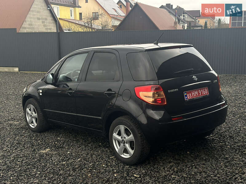Внедорожник / Кроссовер Suzuki SX4 2010 в Луцке