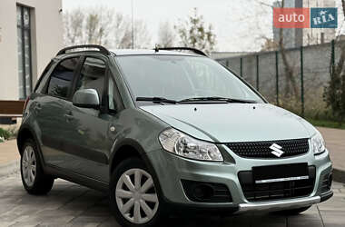 Позашляховик / Кросовер Suzuki SX4 2012 в Києві