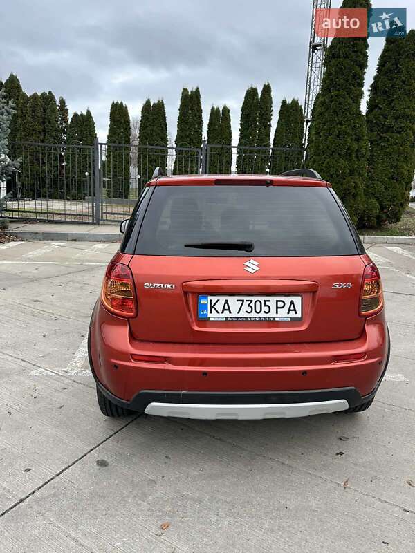 Внедорожник / Кроссовер Suzuki SX4 2013 в Киеве