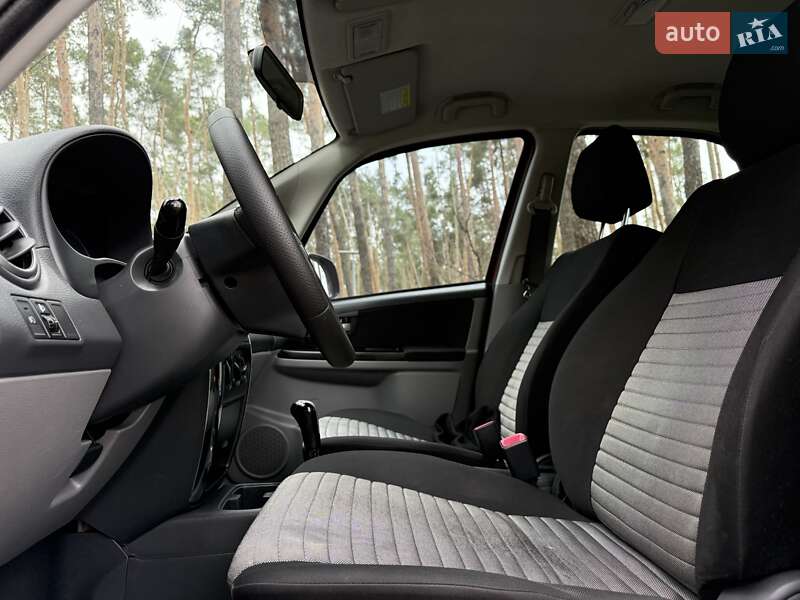 Позашляховик / Кросовер Suzuki SX4 2014 в Києві