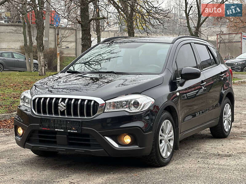 Внедорожник / Кроссовер Suzuki SX4 2017 в Днепре
