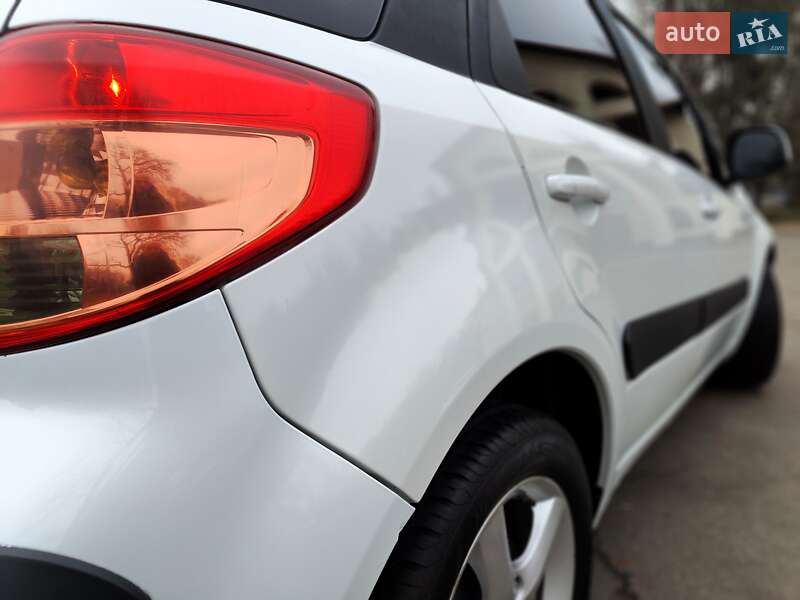 Хэтчбек Suzuki SX4 2009 в Киеве