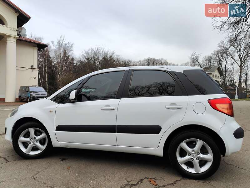 Хэтчбек Suzuki SX4 2009 в Киеве